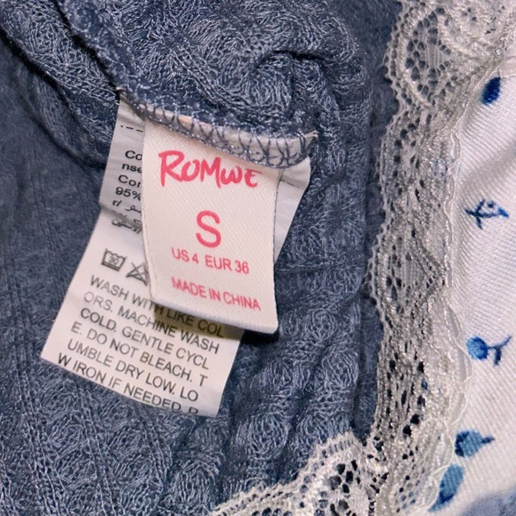 Romwe Off The Shoulder Top - Picture 3 of 3